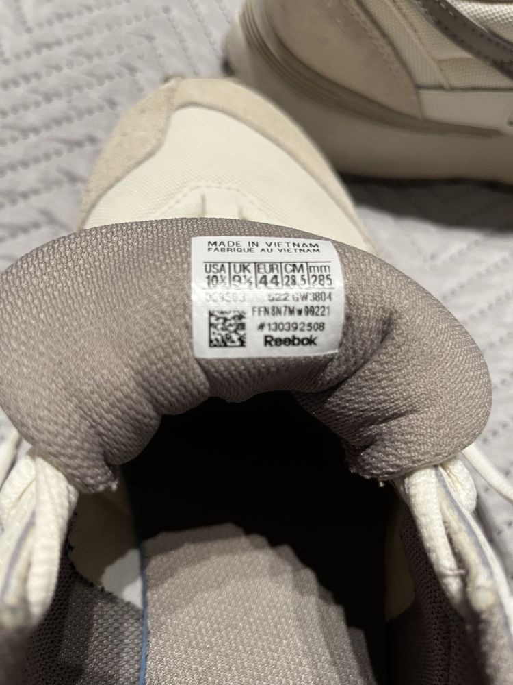 Sapatilhas Reebok LX2200 Tam 44 usadas 1 vez