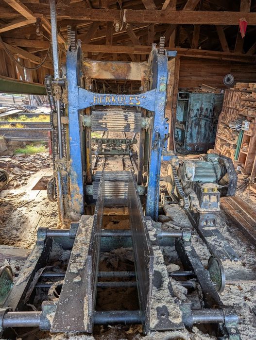 Trak pionowy marki Herkules