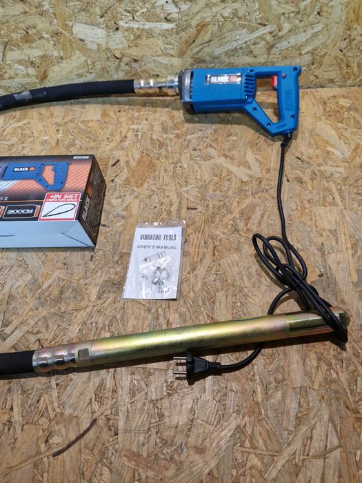 Wibrator do betonu Black 2000 W 4000 obr/min