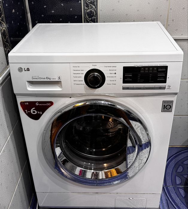 Продам вузьку фронтальну пральну машину LG F1096ND3 у хорошому стані