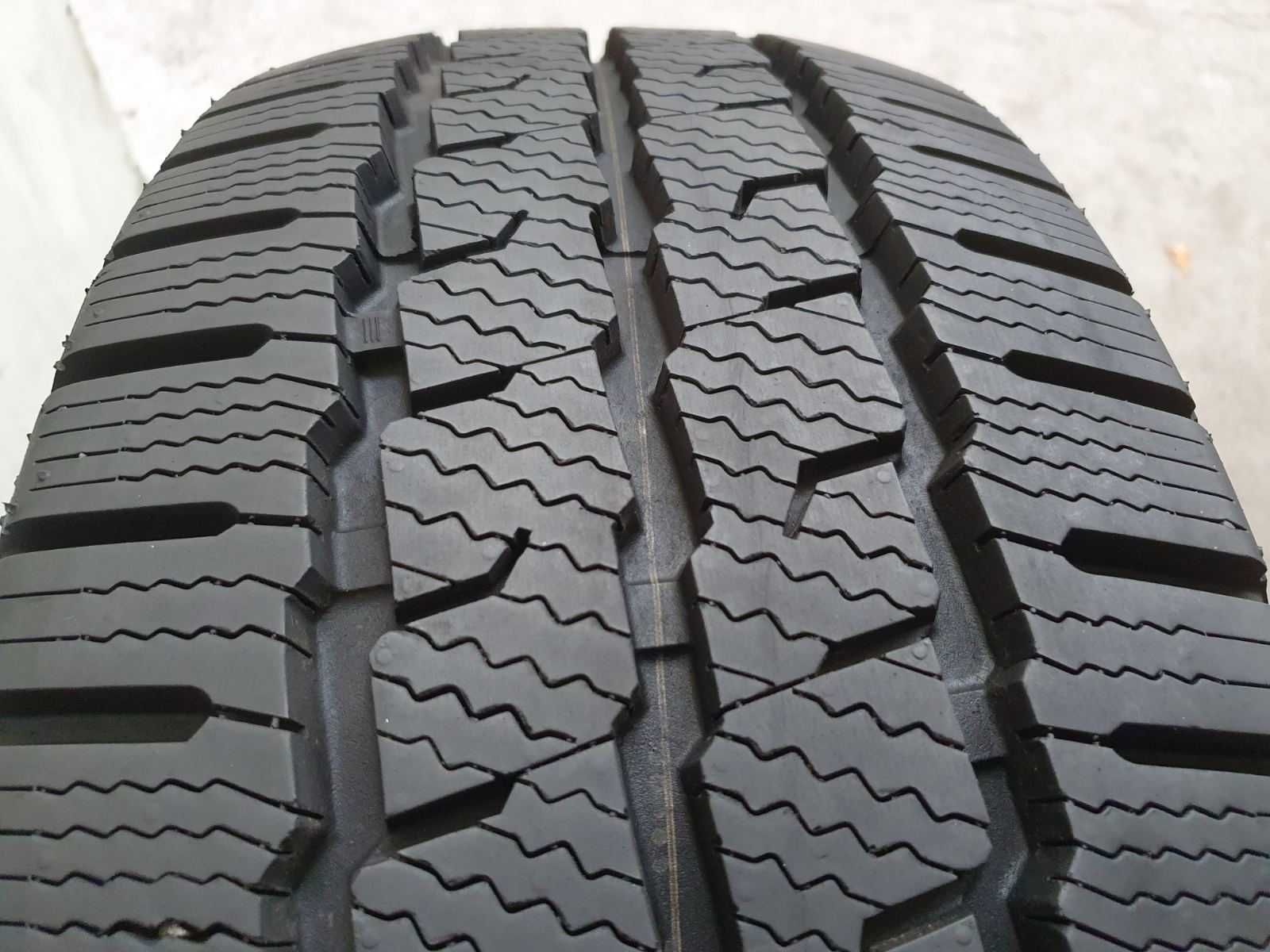 2x Maxxis Vansmart Snow  225/55R17C  9,8mm Jak nowe 2022r