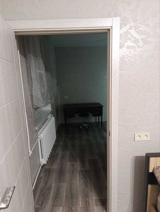 Здається в довгострокову оренду 3-х кімнатна сталінка