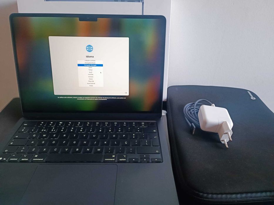 Apple MacBook M4, 256 GB de armazenamento e 16 GB de memória