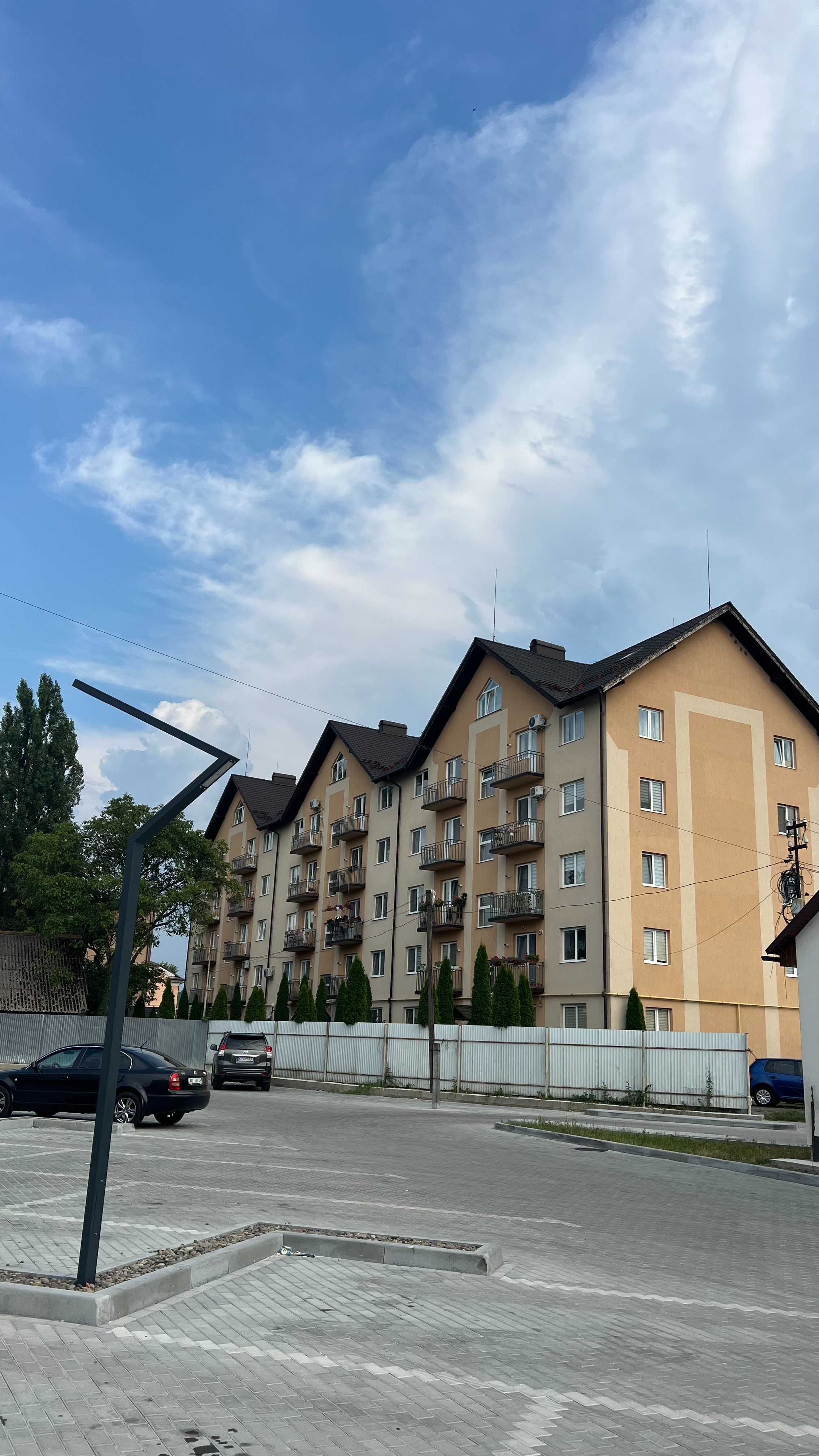 Трикімнатна квартира 76 м2 з євроремонтом в Новобудові центр м.Тячів