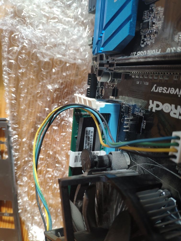 Z97 anniversary + G3258 + DDR3 8GB + GT730 + 350W+ DVD