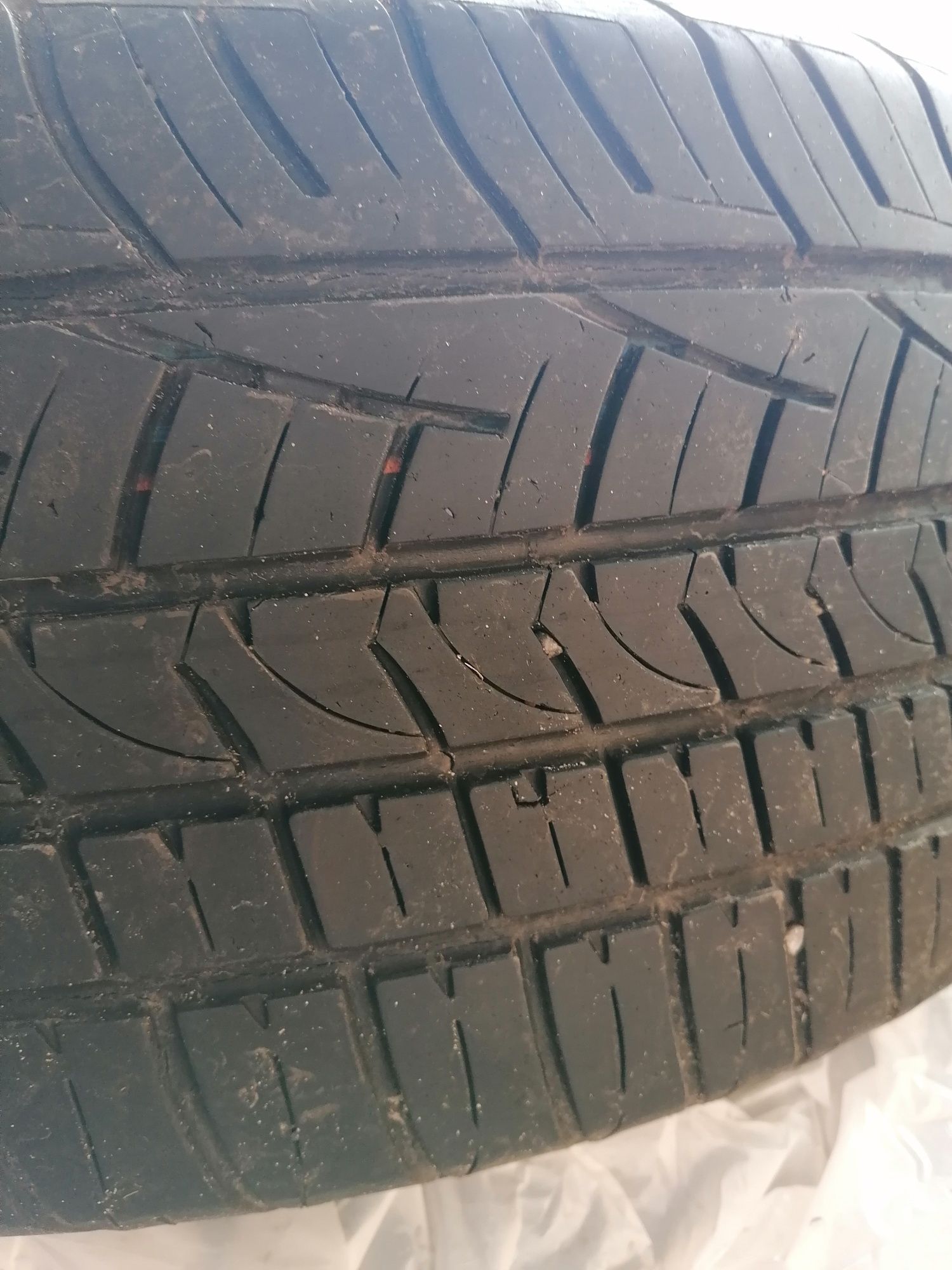 Шини General 235/55 r17