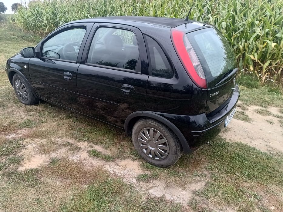 Sprzedam corsę c 1.2  lift przebieg 145500 tyś.km
