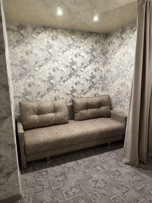 Оренда квартири подобово м. Лозова