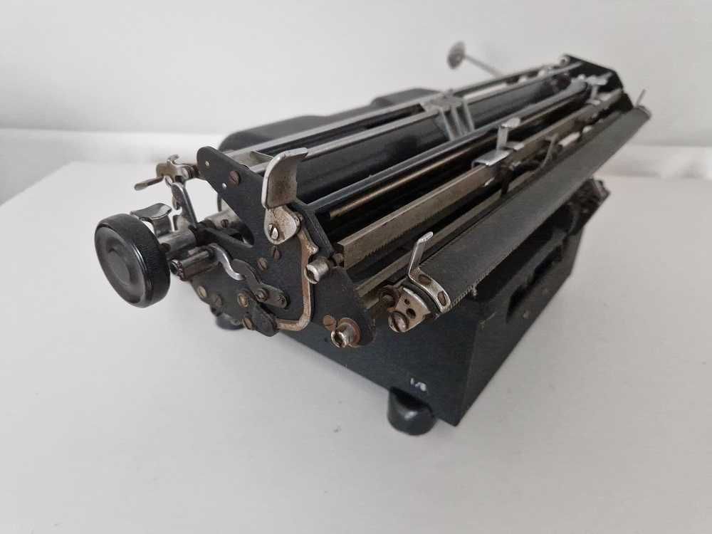 Maszyna do pisania Torpedo Mod.6 1950 sprawna