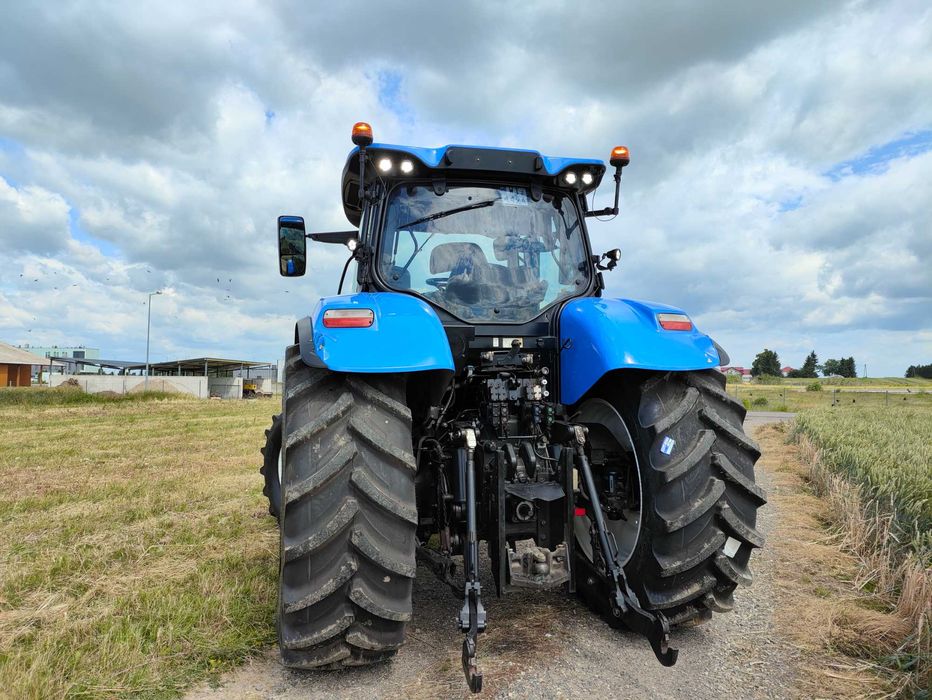 Ciągnik rolniczy NEW Holland T7.230 AutoCommand TUZ LED  IntelliView