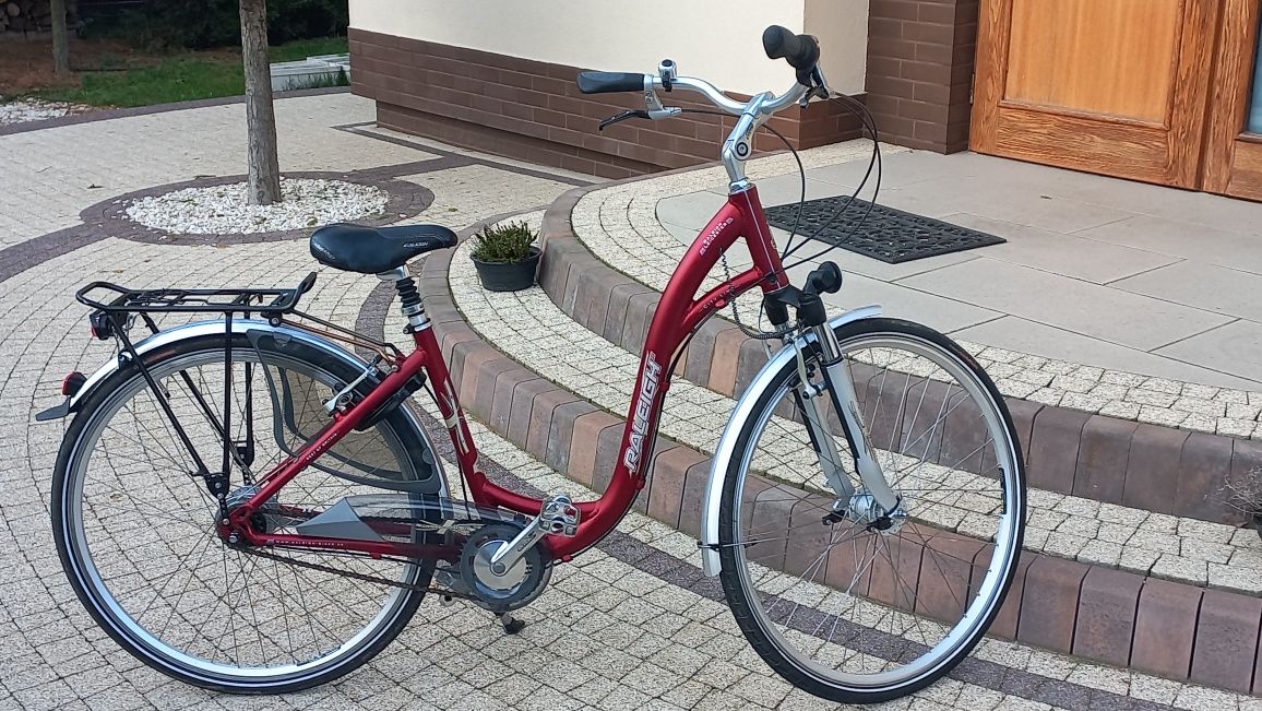 Damski rower miejski Raleigh. Piękny