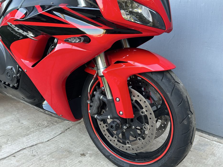 Honda cbr 1000rr