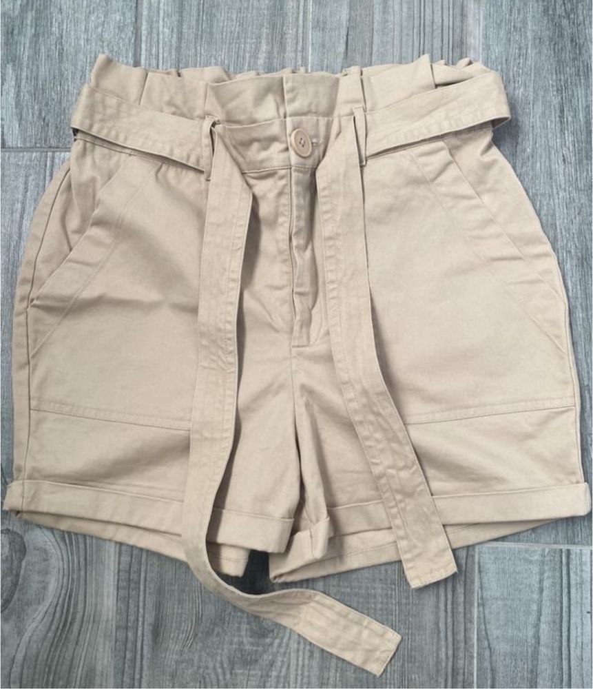 Шорти Primark