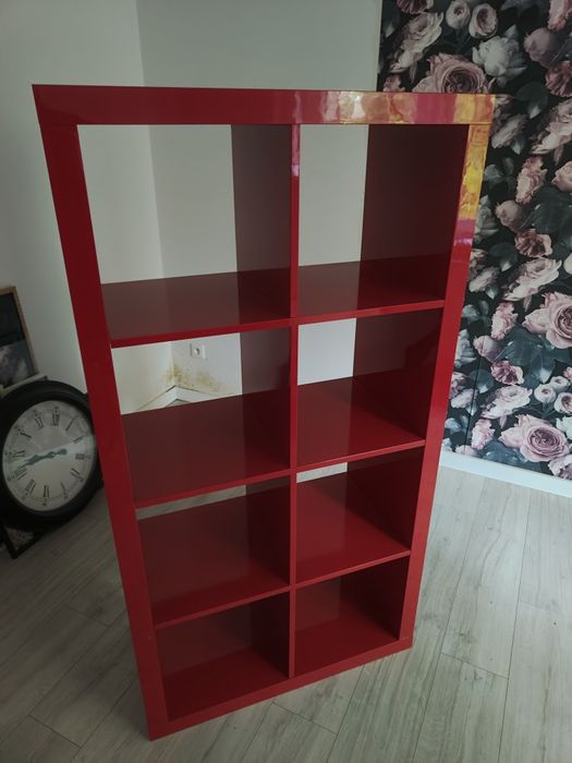 Regał IKEA w bardzo dobrym stanie.