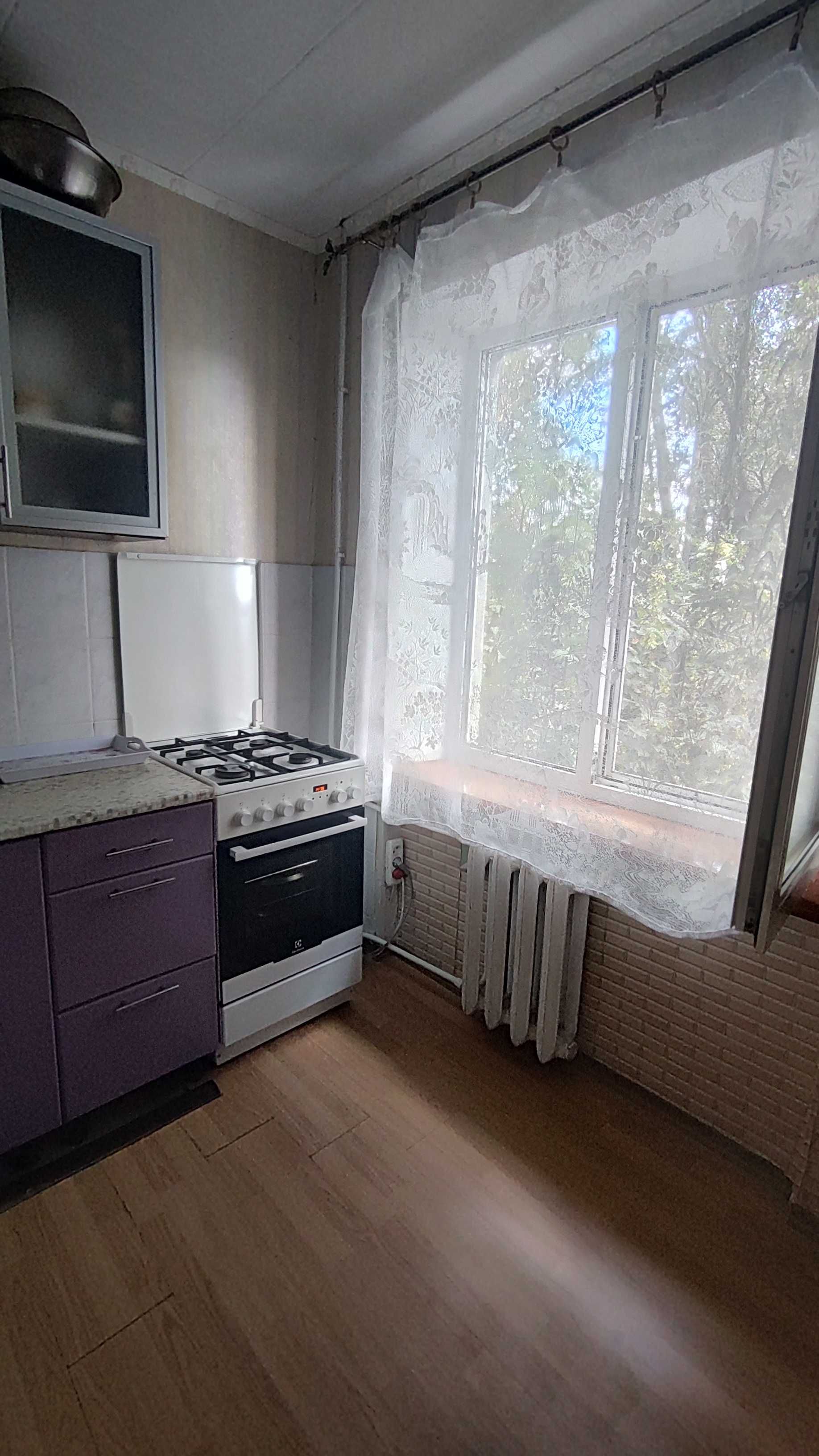 Продам 2х комнатную квартиру. 12 квартал, Гладкова, Казакевича