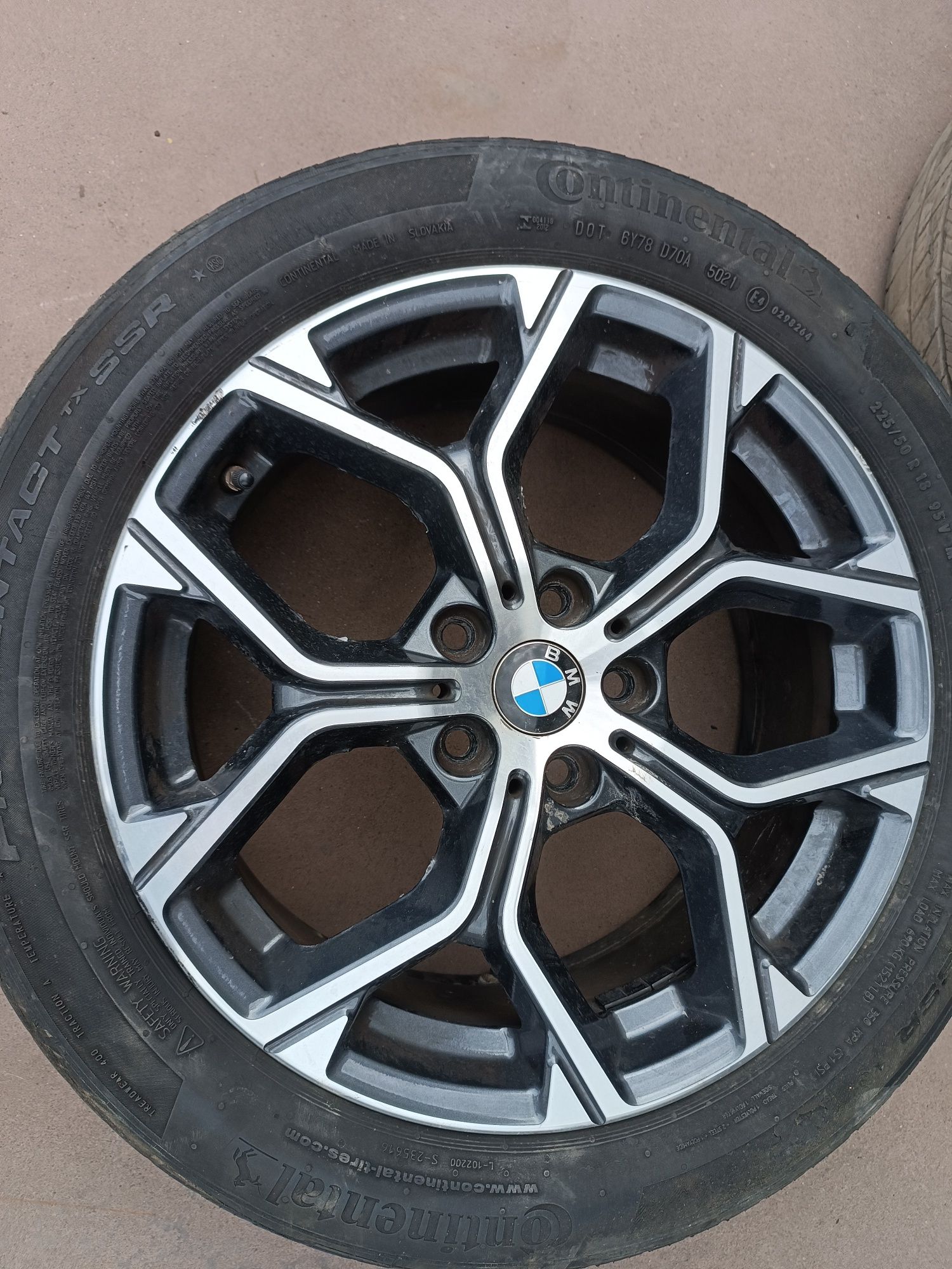 BMW X1 F48 Ф48 диск діск титани  ціна за 1 штуку розборка