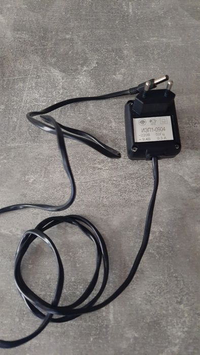 Комплект зарядных устройств