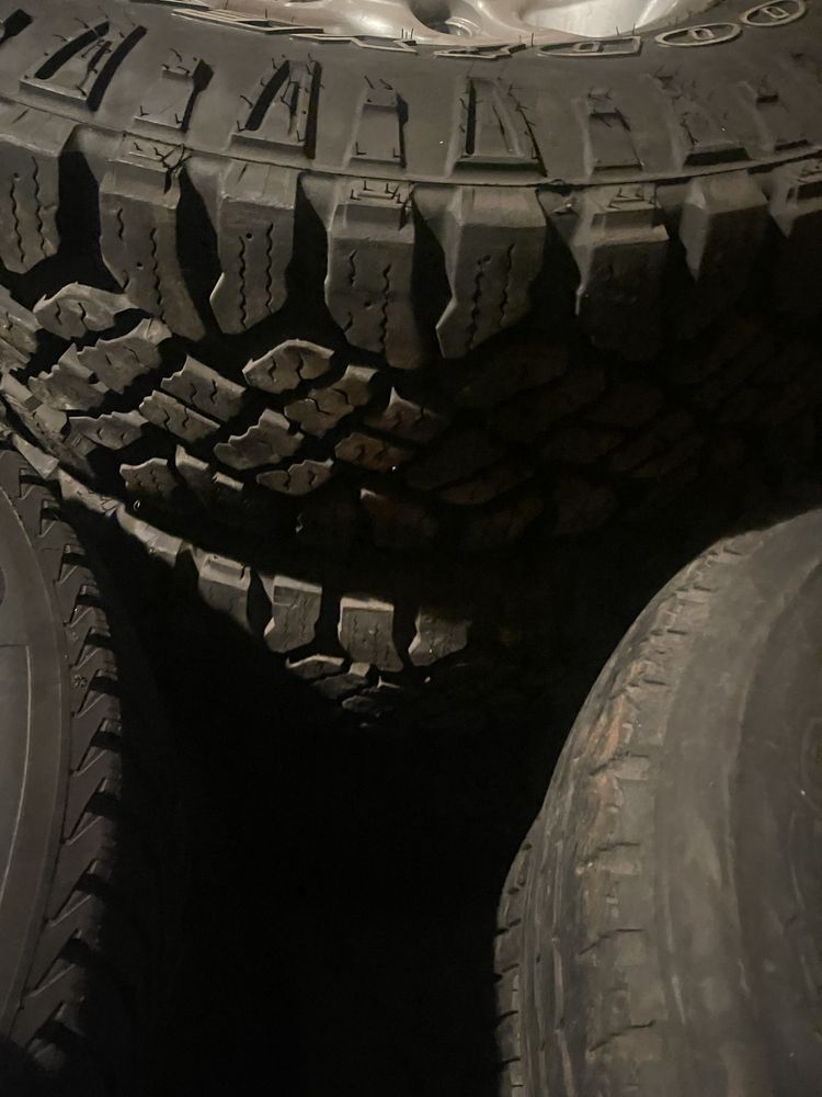Koła Boost Land Rover Defender 16cali plus Goodyear Wrangler Duratrack