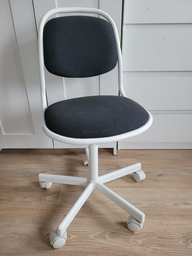 Krzeslo dzieciece ikea