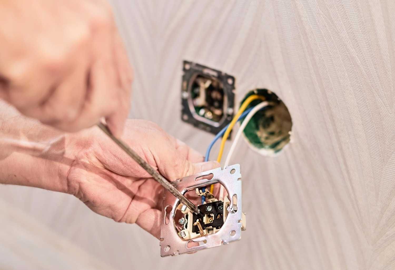 ELEKTRYK POZNAŃ, instalacje elektryczne, awarie, pomiary