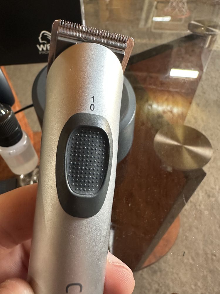 Машинка для стрижки Wella Professionals Contura HS62 230V EU