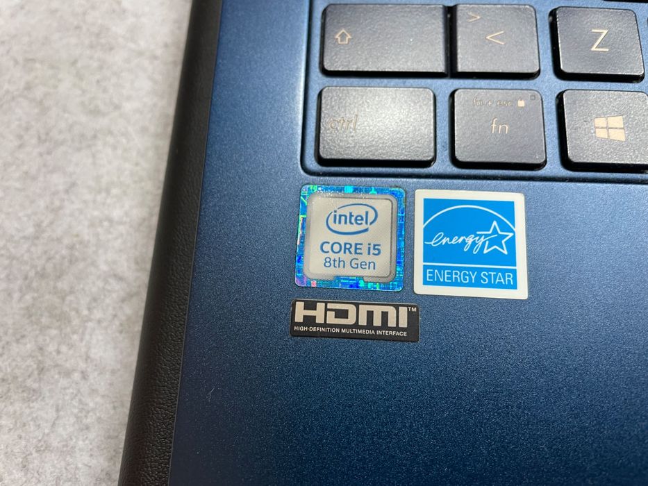 Asus Zenbook 14 - como novo