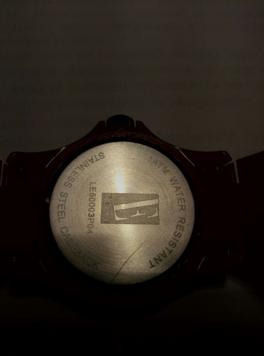 Часы кварцевые Elle