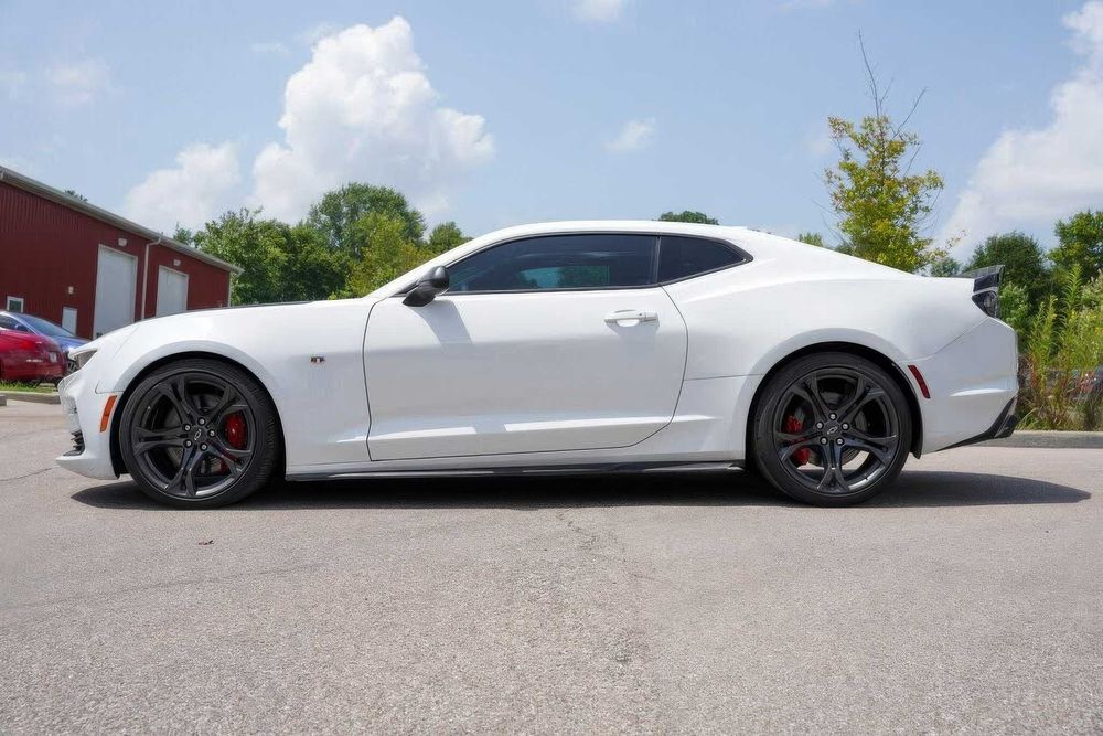 Chevrolet Camaro 1SS Coupe      2020