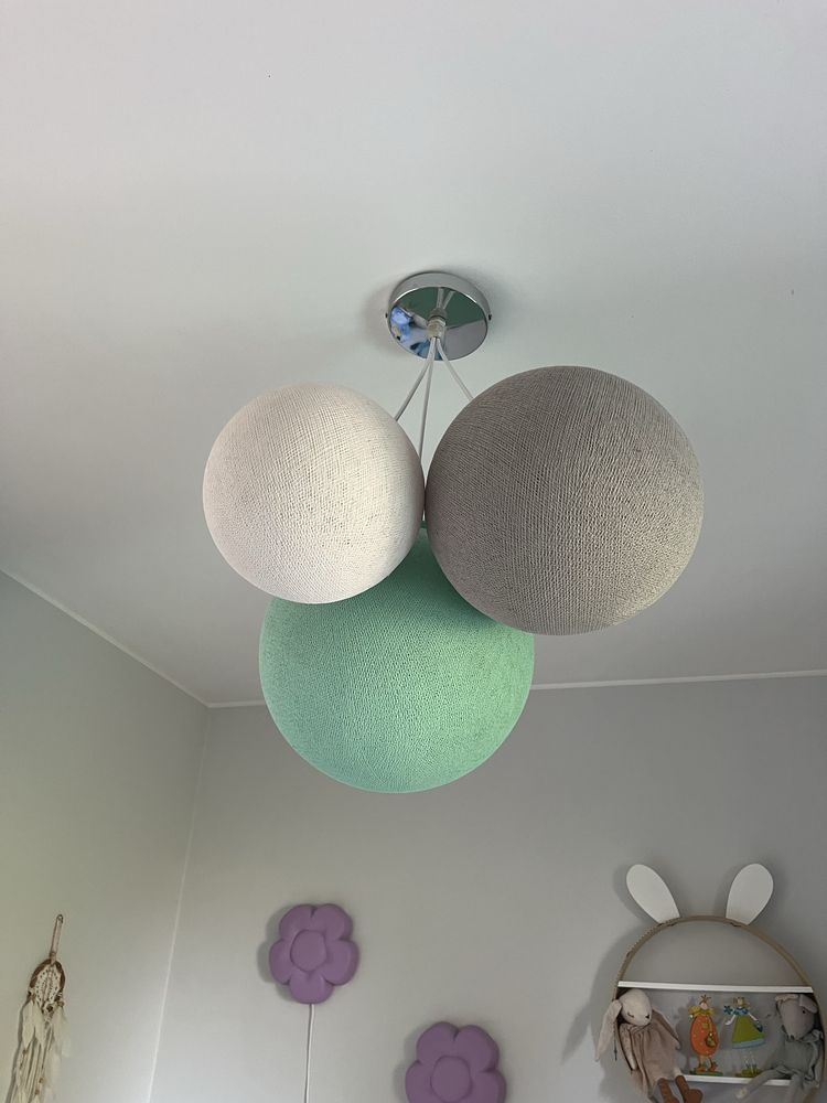Candeeiro teto quarto criança