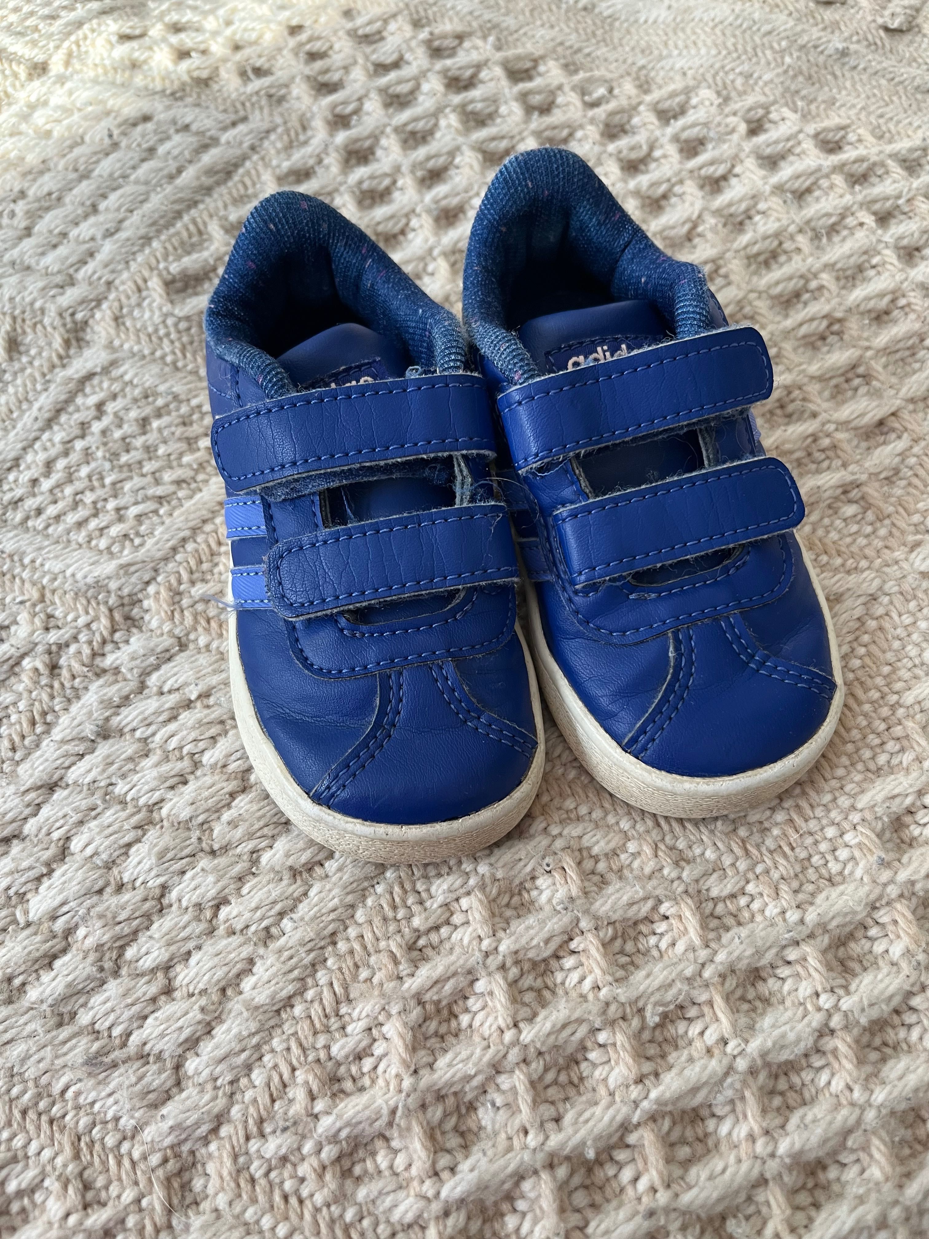 Adidasy Adidas r.22