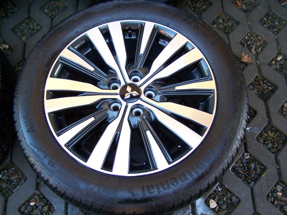 Perfekcyjne  Koła 18" Całoroczne TPMS  Mitsubishi Outlander 2,3 , ASX,