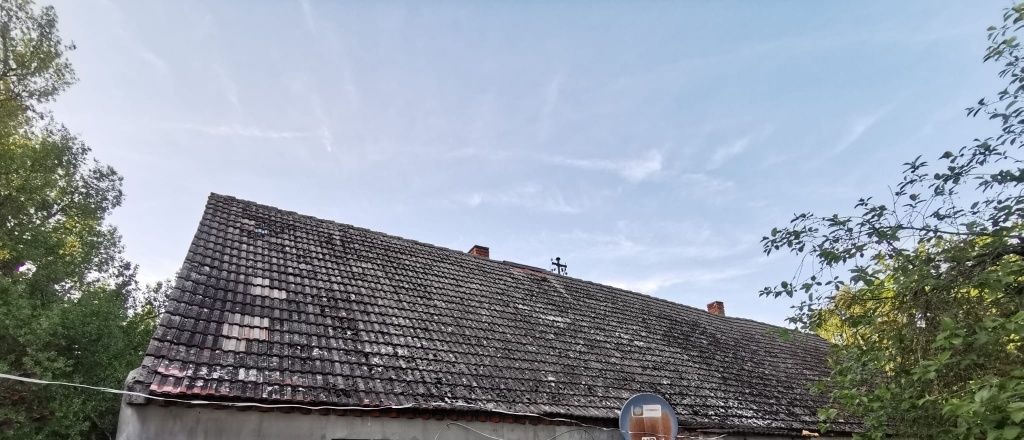 Rozbiórka dachu dachu
