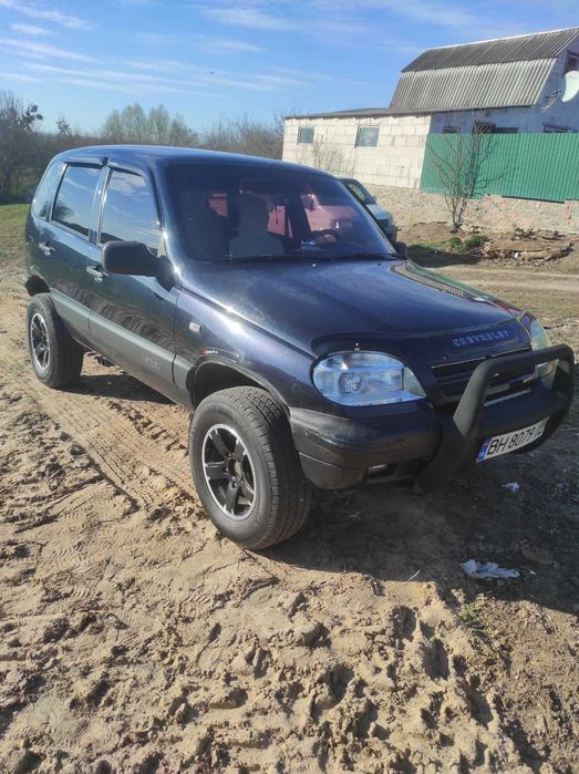 Продам ниву Шевроле