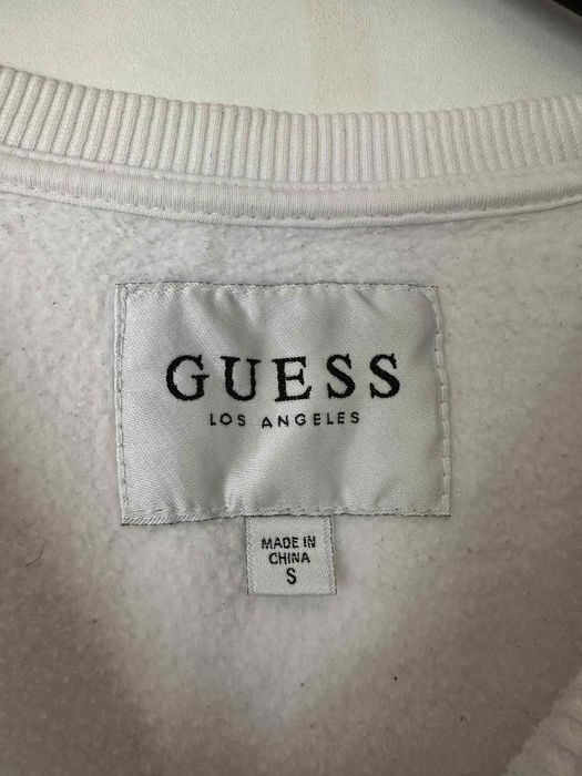 Biała bluza Guess