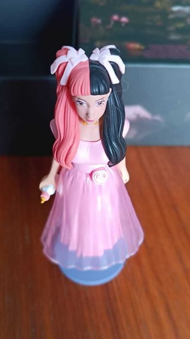 Boneca Cry Baby Melanie Martinez Trilogy Tour 2024 nova