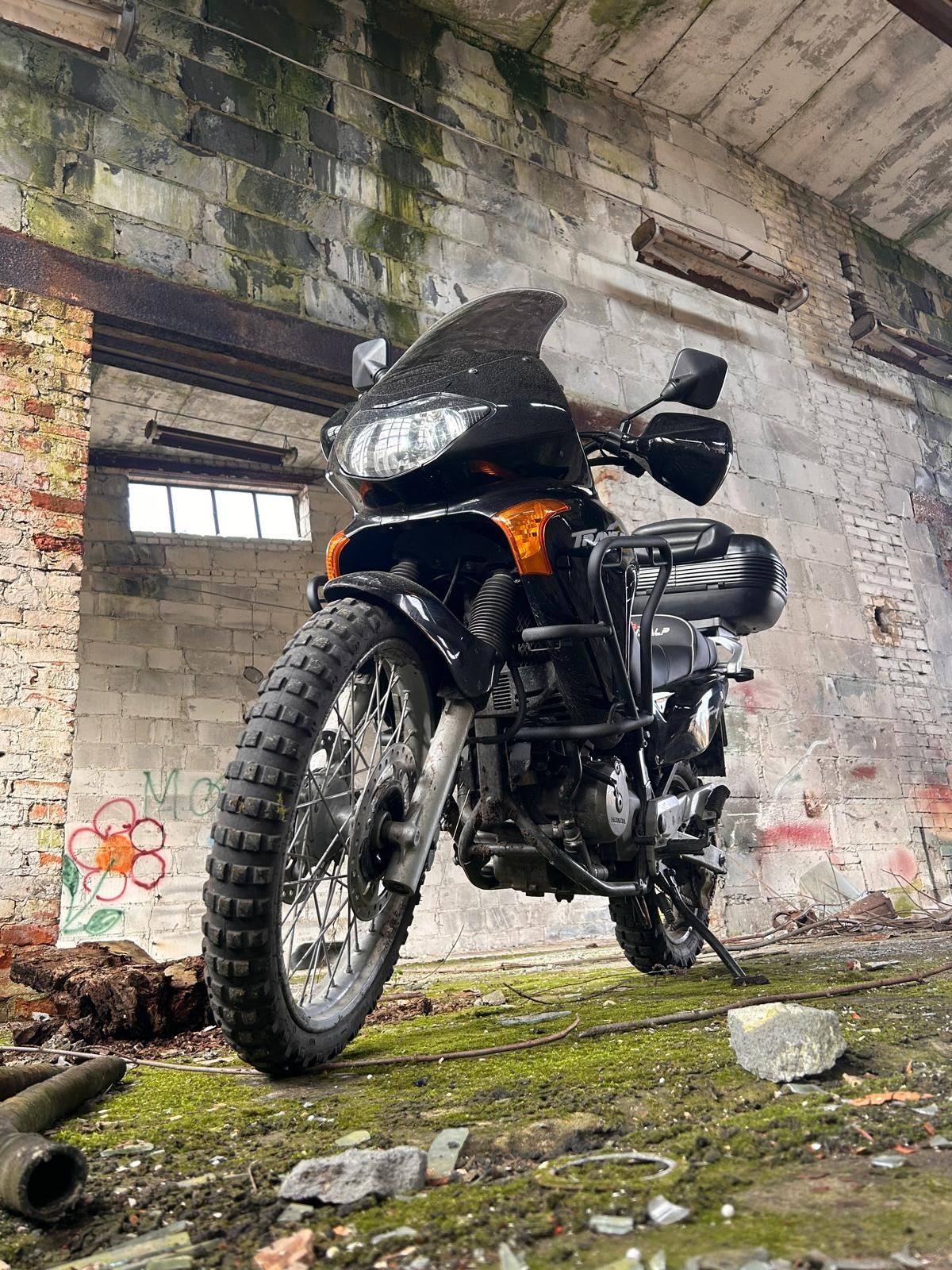 Honda Transalp 650