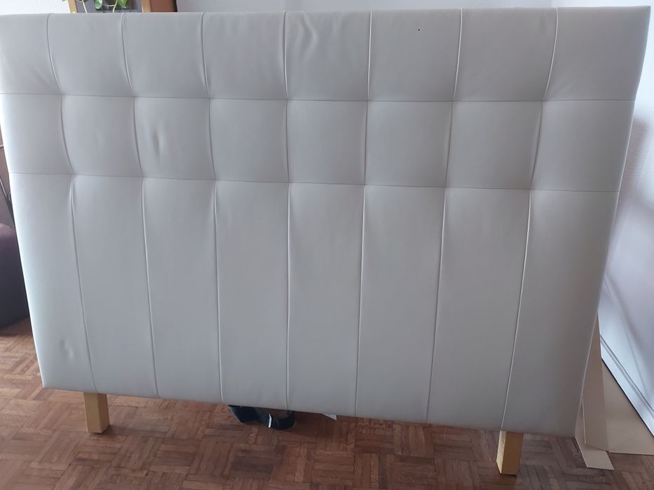 Cabeceira de cama de casal