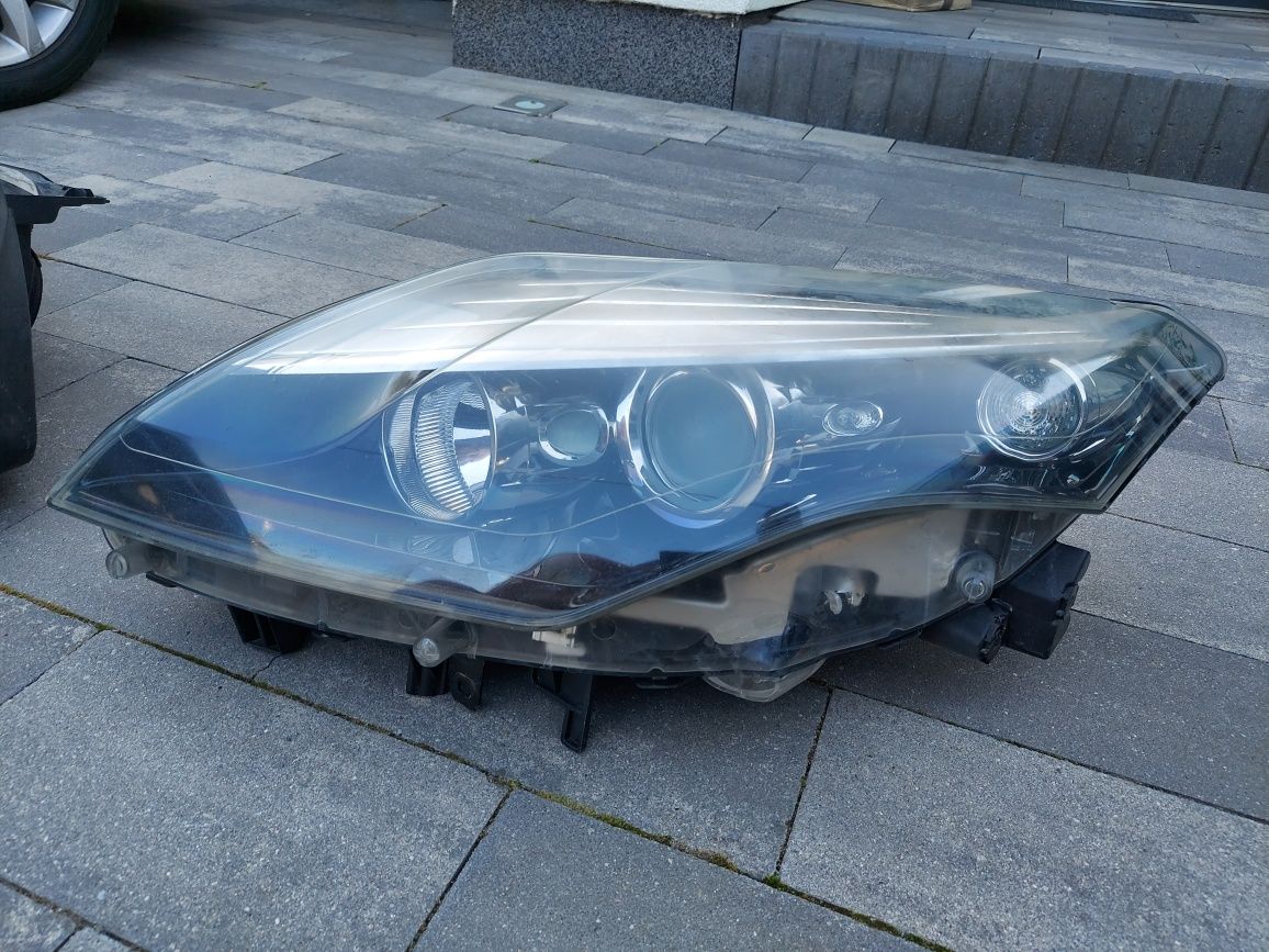 Reflektor lampa przód prawa lewa -europejska- Renault Laguna III 3