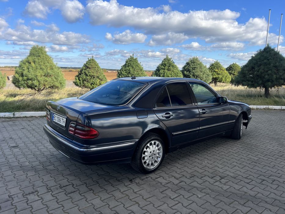 Mercedes - Benz w210 2001p 2.7 CDI Автомат!