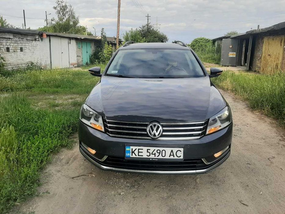 Фольксваген Пассат В7 - 2,0 TDI {140 к.с]-Comfortline