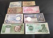 Vendo coleção de notas de vários países bem conservadas