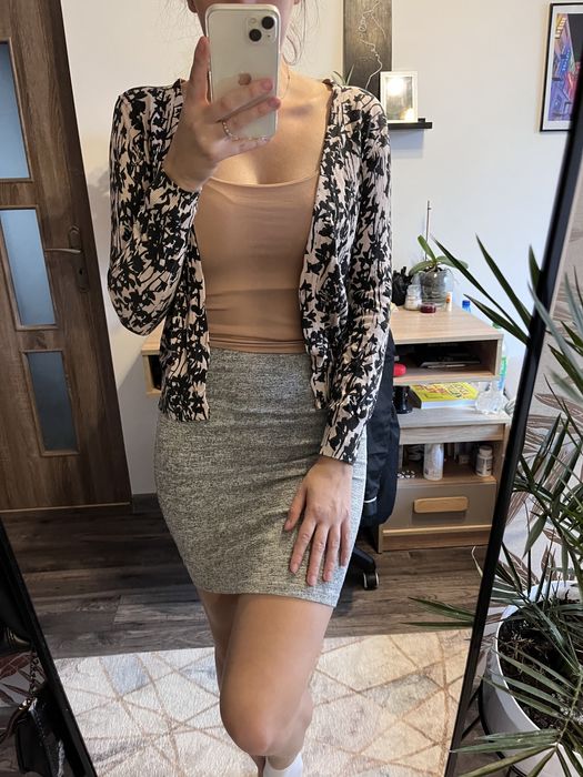 Sweterek narzutka kardigram brudny róż czarny wzorek H&M wzorzasty