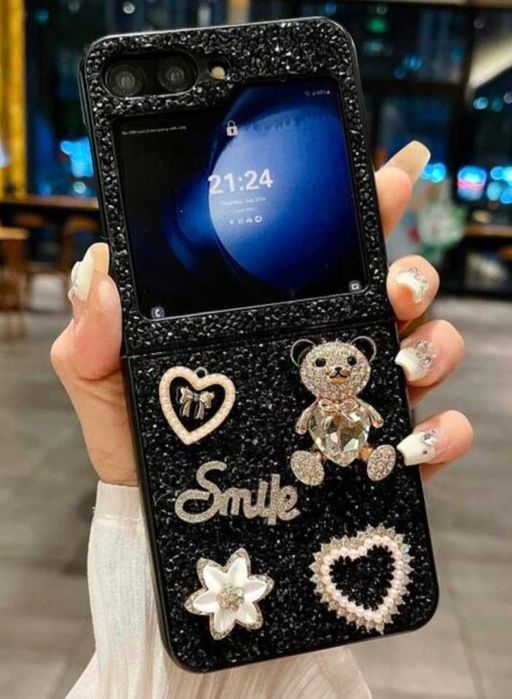 Zjawiskowe etui do Samsung Galaxy Z Flip 4 i Z Flip 5