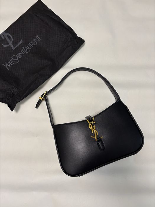 Сумка клатч Yves Saint Laurent