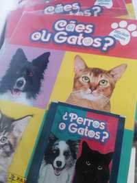 Pack 10 saquetas + caderneta "Cães e Gatos" + caderneta by Panini