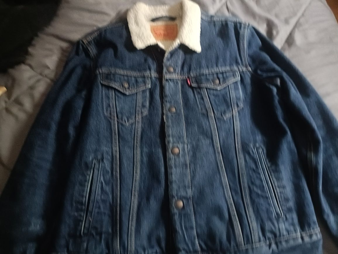 Vendo blusão de ganga Levi's