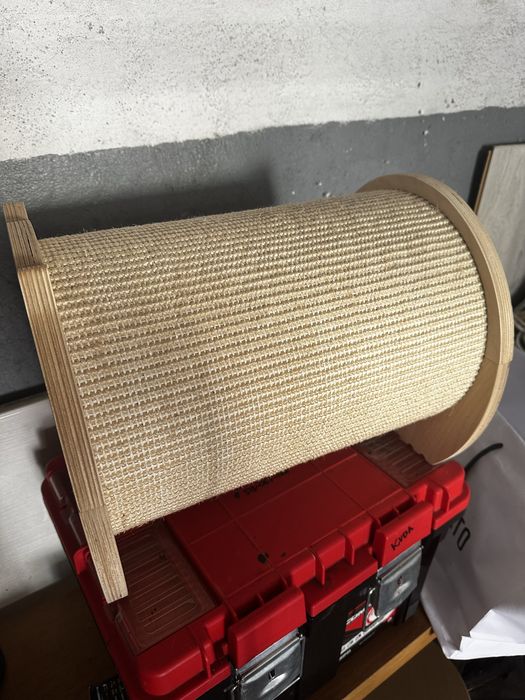 Drapak dla kota, kocyk gratis