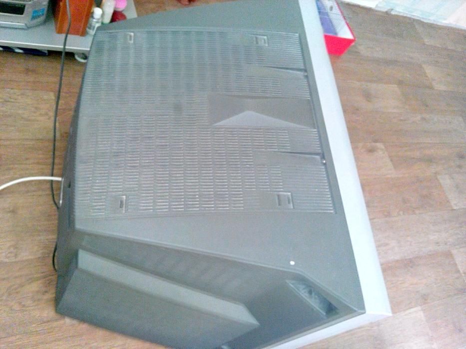 Телевизор Sony Wega Trinitron б/у