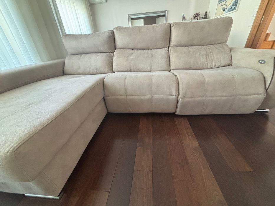 Sofá Chaise Longue com Extensão para Pernas — Bege