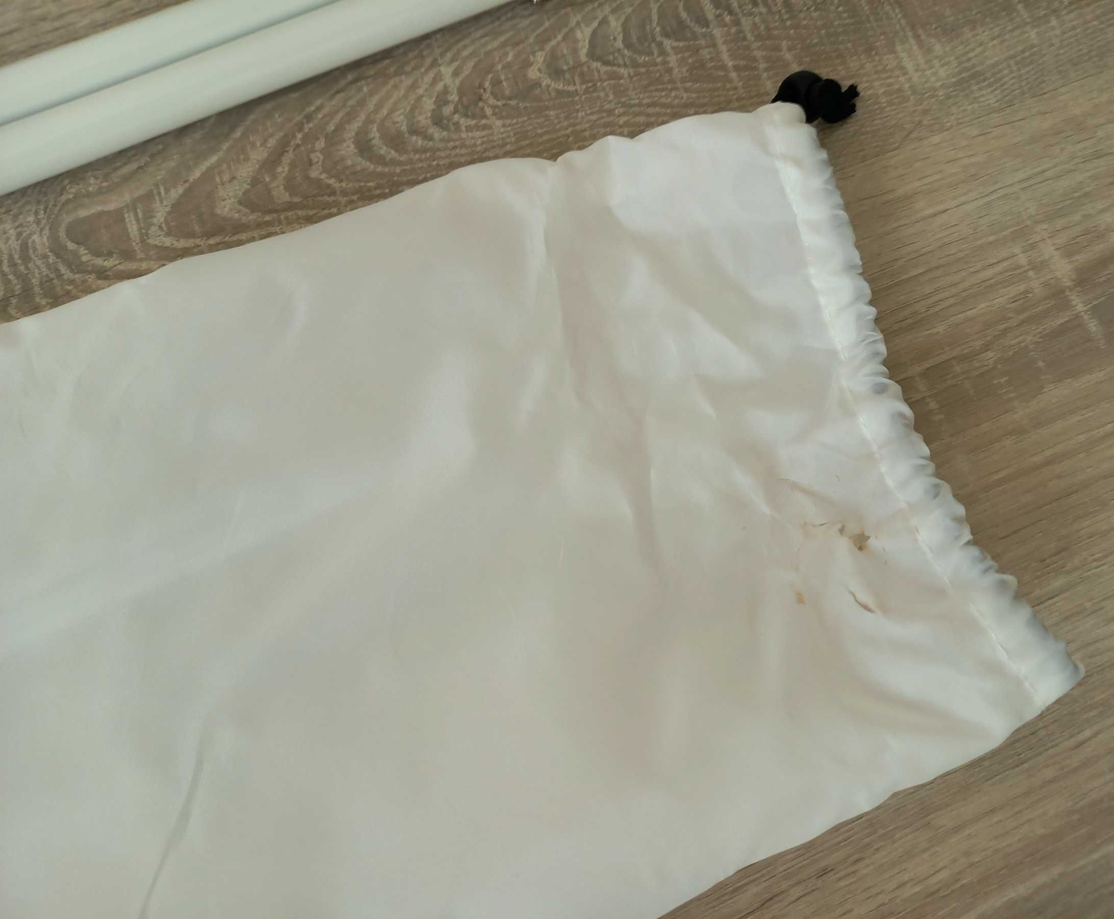 Barierka ochronna do łóżka Foppapedretti Hopla 150 cm biała składana
